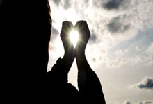 杠杆炒股多少平仓:融资杠杆炒股-周末要闻汇总：证监会主席吴清发声 持续巩固资本市场回稳向好势头